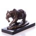 Medve hallal - bronz szobor képe